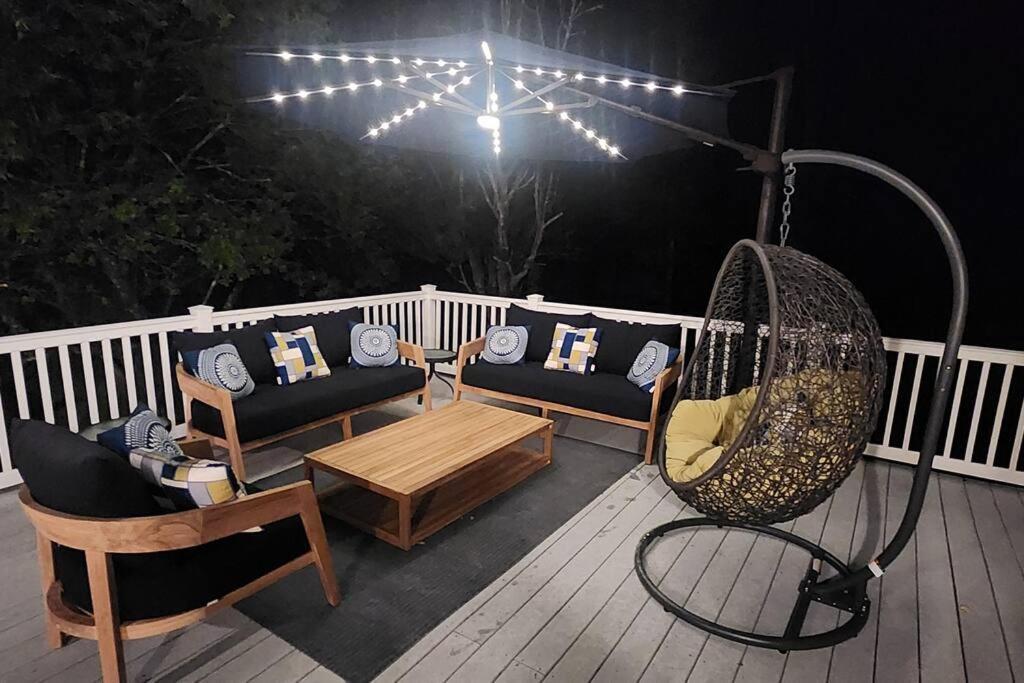 Mountain Blue Vista - Luxury Retreat Near Ski Resorts With Pond, Firepit And Hot Tub Windham Exterior photo