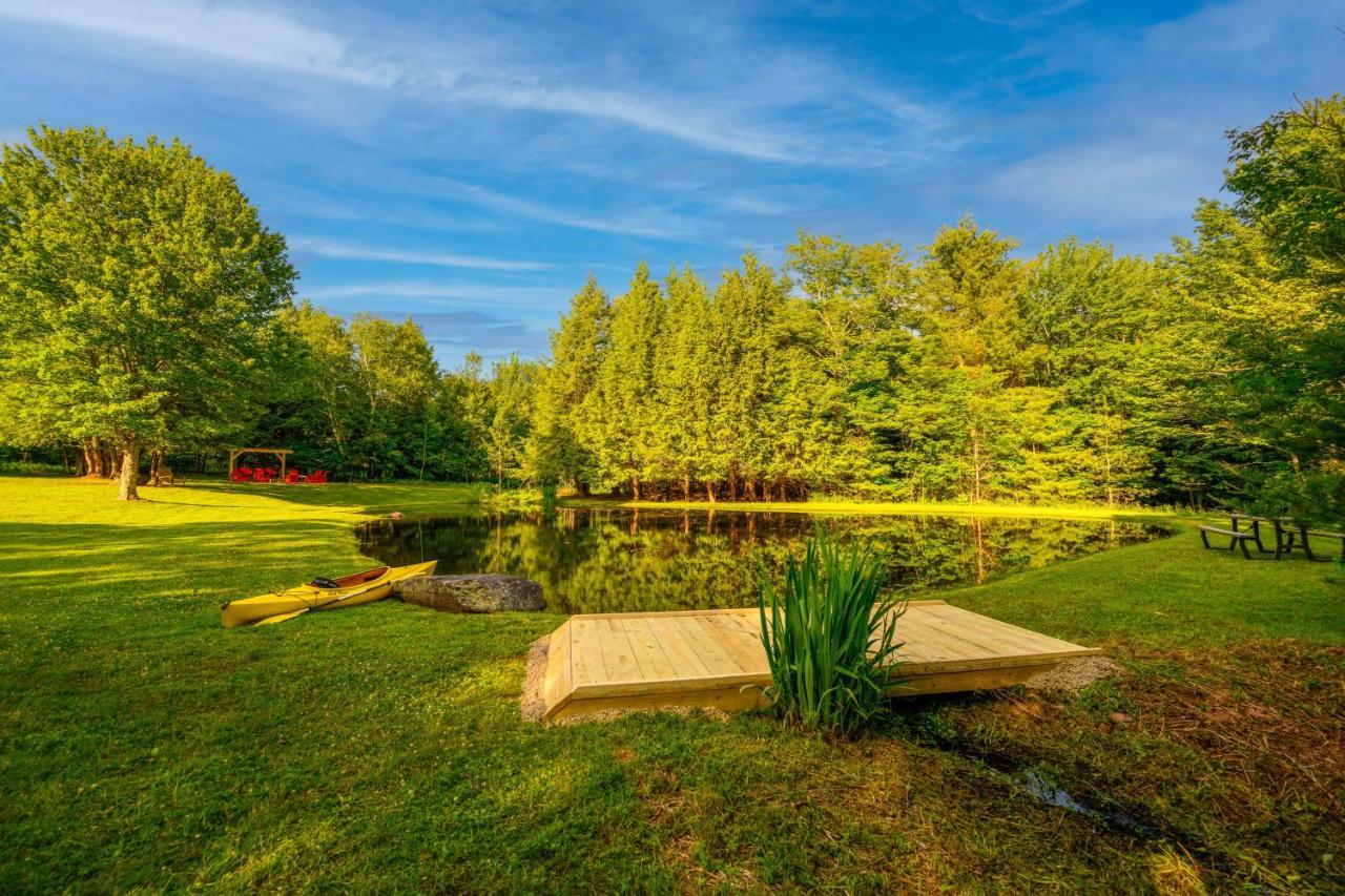 Mountain Blue Vista - Luxury Retreat Near Ski Resorts With Pond, Firepit And Hot Tub Windham Exterior photo