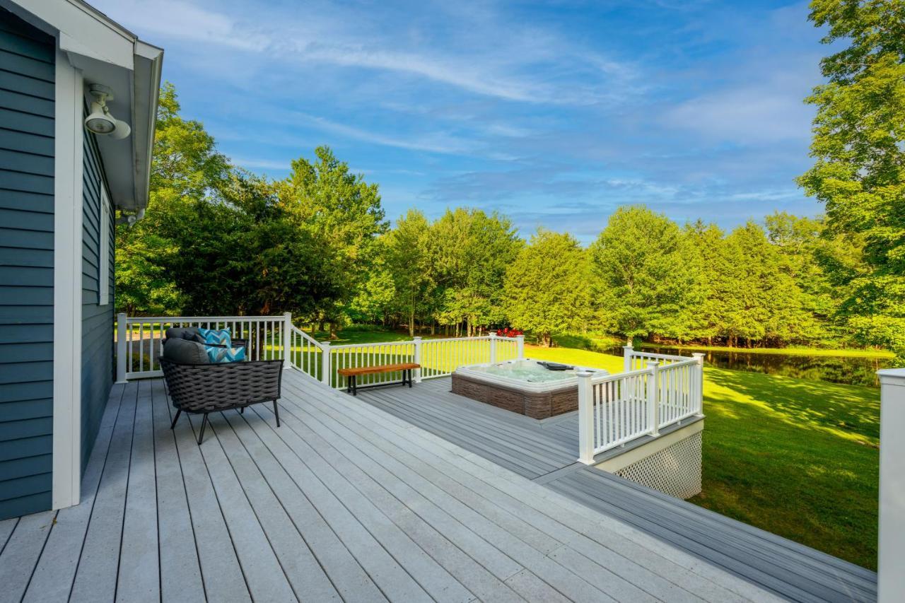 Mountain Blue Vista - Luxury Retreat Near Ski Resorts With Pond, Firepit And Hot Tub Windham Exterior photo