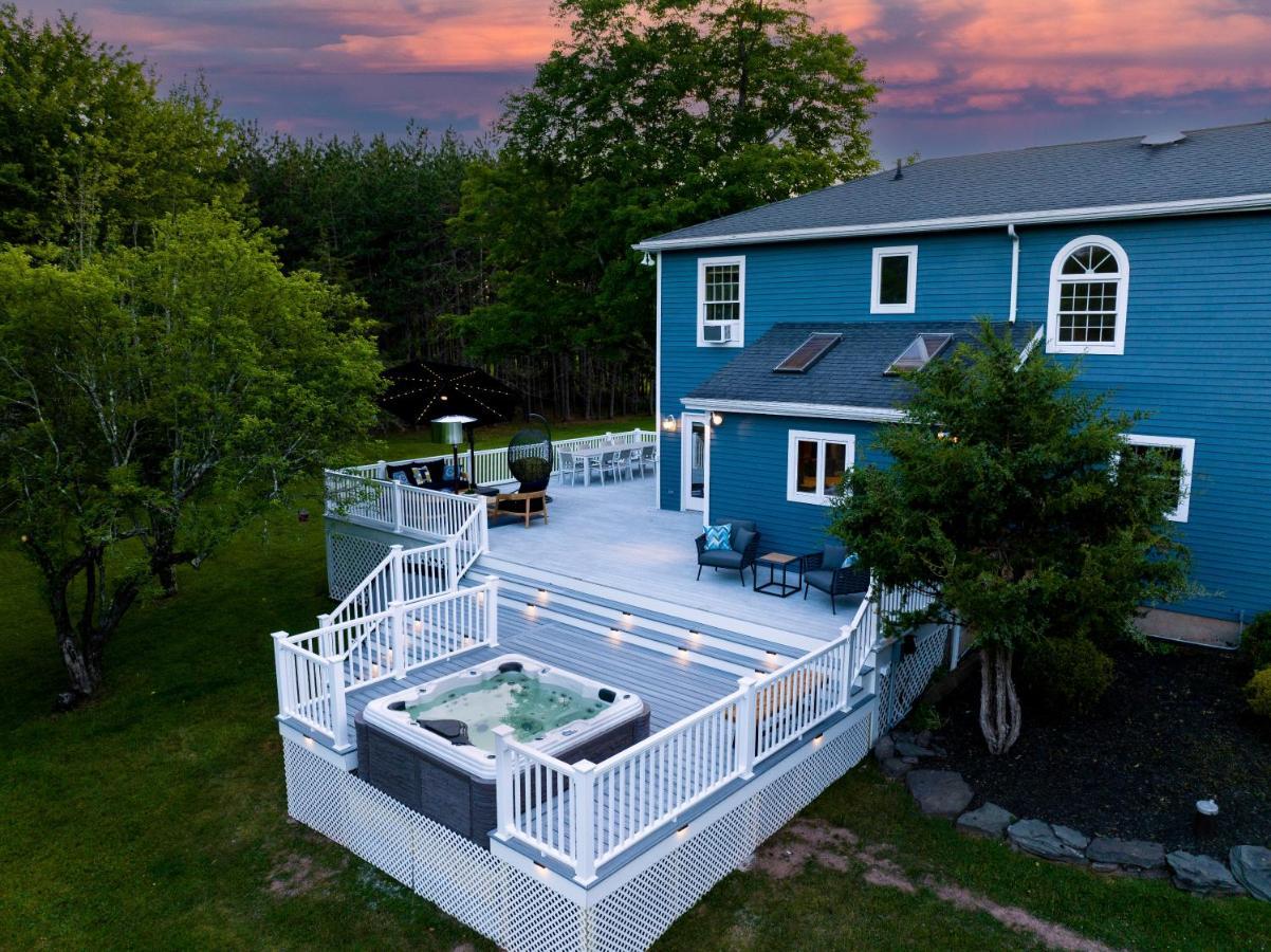 Mountain Blue Vista - Luxury Retreat Near Ski Resorts With Pond, Firepit And Hot Tub Windham Exterior photo