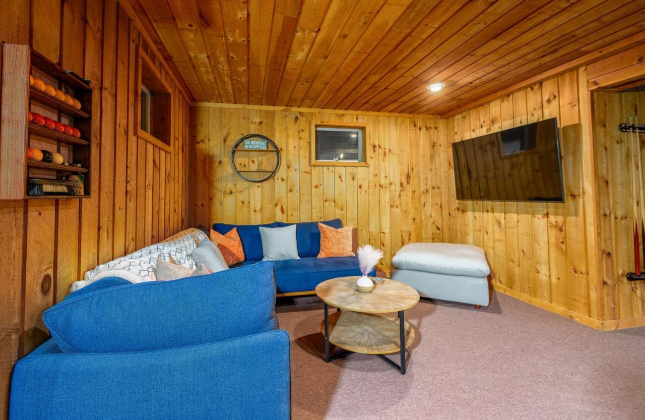 Mountain Blue Vista - Luxury Retreat Near Ski Resorts With Pond, Firepit And Hot Tub Windham Exterior photo