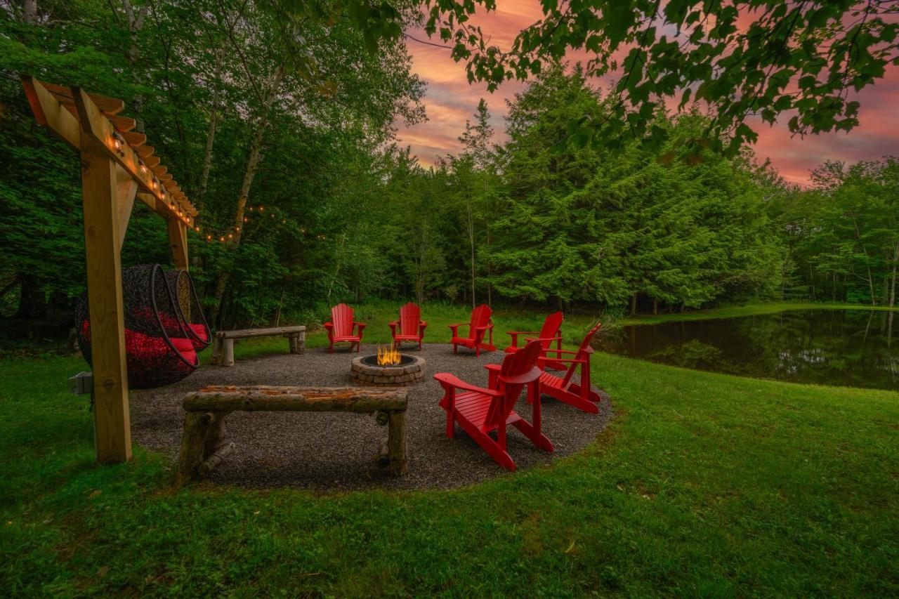 Mountain Blue Vista - Luxury Retreat Near Ski Resorts With Pond, Firepit And Hot Tub Windham Exterior photo
